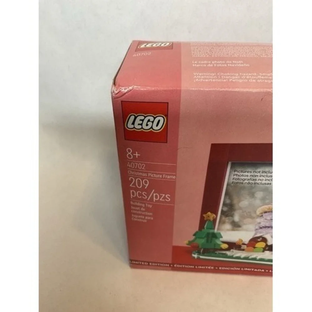 NWOT LEGO 8+ 40702 209PCS Christmas Picture Frame Limited Edition Holiday Set